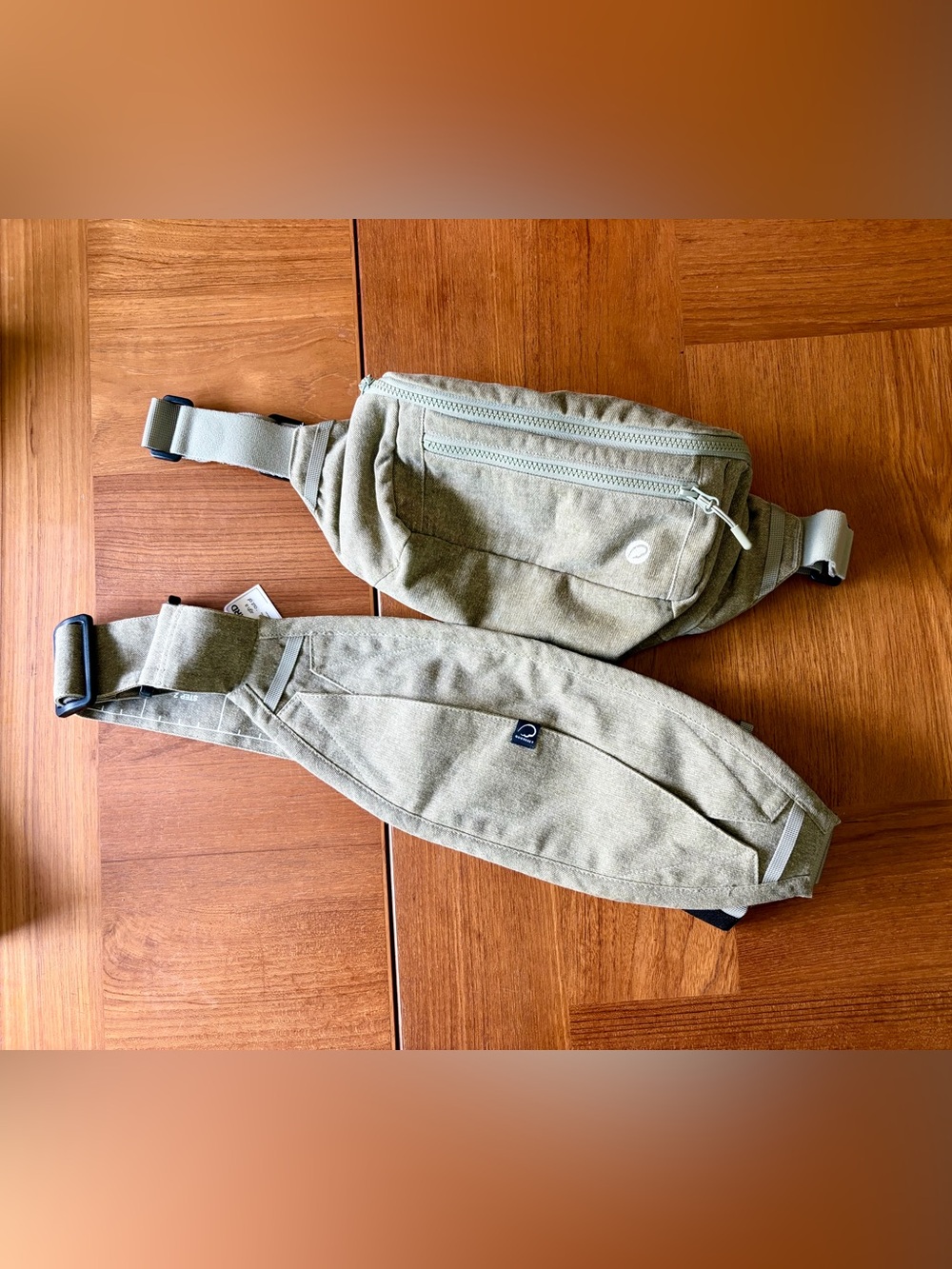 Gooseket Carrier + attachable Fanny pack in khaki (Sage green)